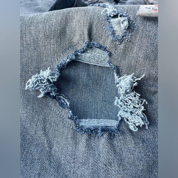 NEW! Old Navy Straight-Leg Jeans High-Rise Button-Up Distressed Ripped Sz 2 Crop - Picture 9 of 13